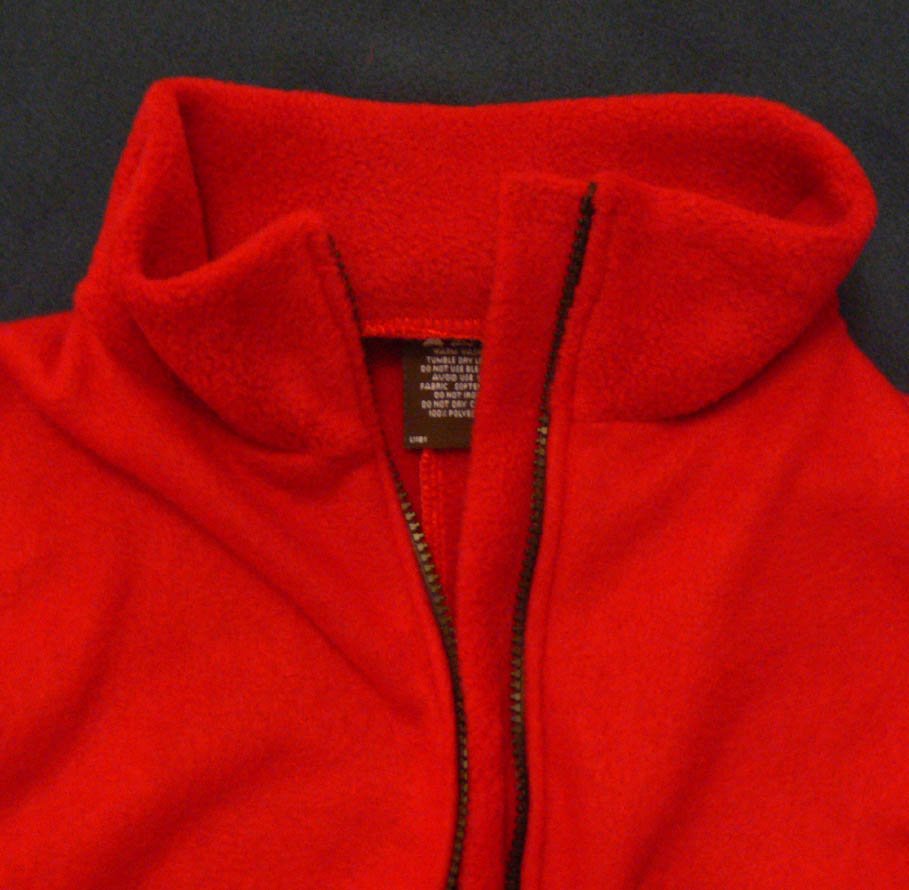 Red undersuit collar